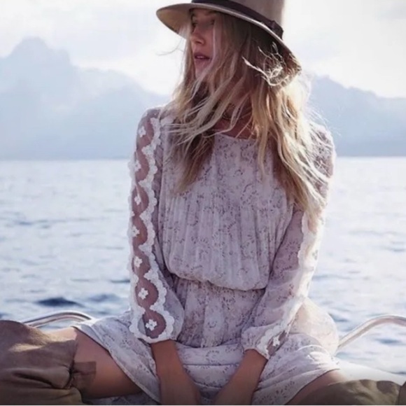 Free People Open Waters Charlotte Long Lace Sleeve Floral Dress small - Picture 16 of 16